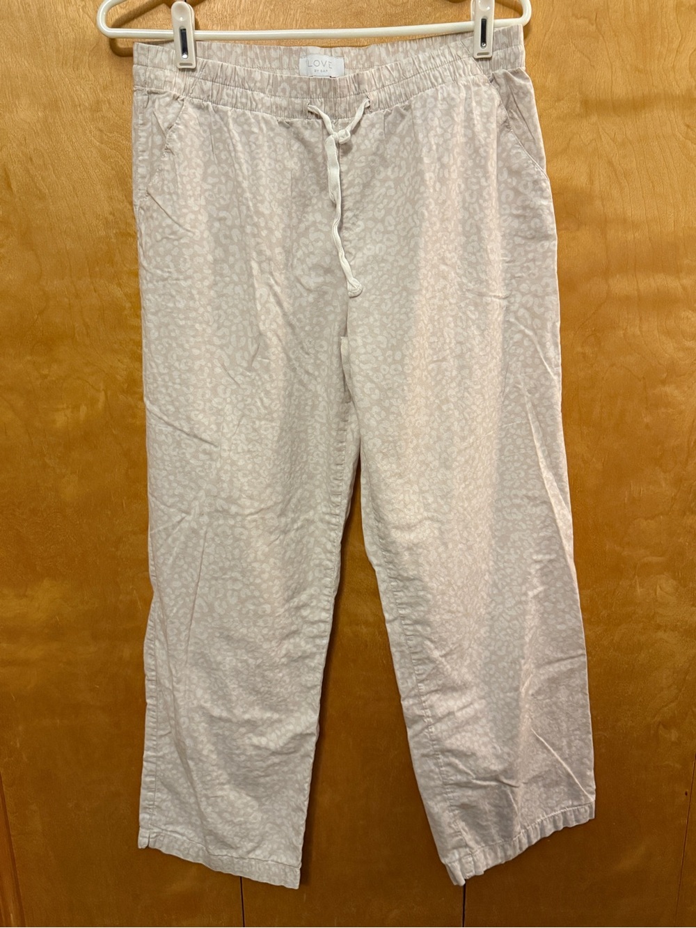 LOVE by Gap Light Beige Drawstring Pajamas women size small